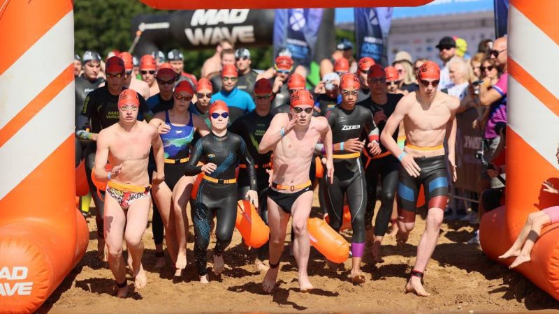 Около тысячи спортсменов приняли участие в заплыве «X-WATERS Moscow Ruza 2025» на Рузском водохранилище