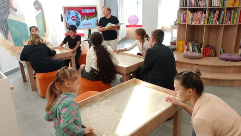 Юные ружане познакомились с книгой Екатерины Пёрышкиной «Тим, Муха и Озорная Фея»