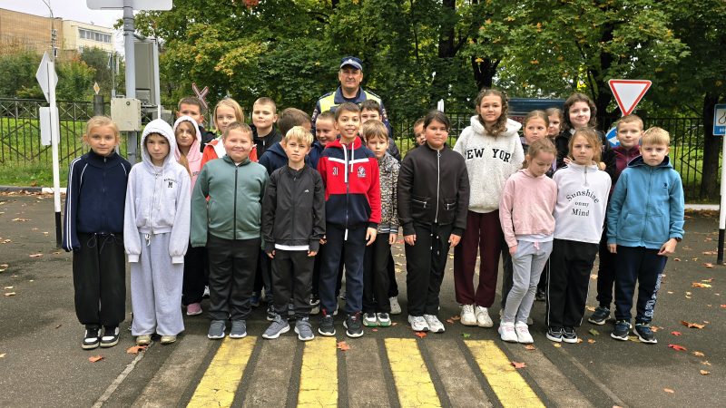 Рузские школьники отрабатывали правила дорожной безопасности в автогородке