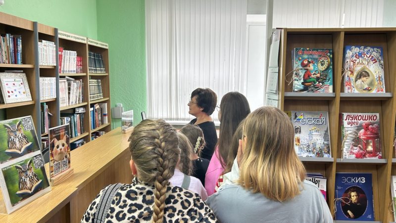 Посетители Тучковской детской библиотеки осваивают современные технологии