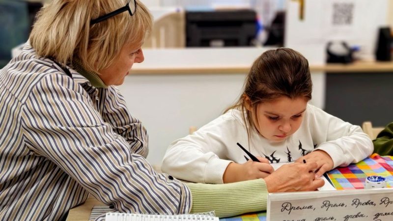 В Рузе прошло занятие студии красивого письма «Каллиграфия»