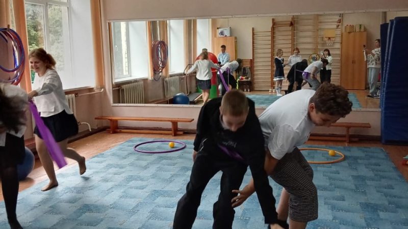 «Весёлое начинание»: яркое открытие учебного года