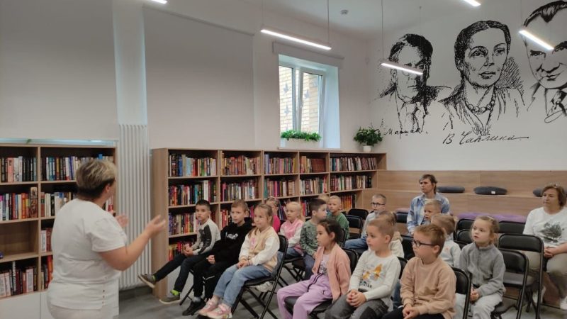 Для юных ружан провели интерактивную программу «Бабушка — лучший друг»