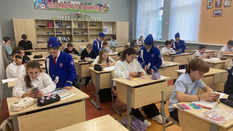 Всероссийская онлайн-олимпиада «Безопасные дороги» стартовала на Учи.ру