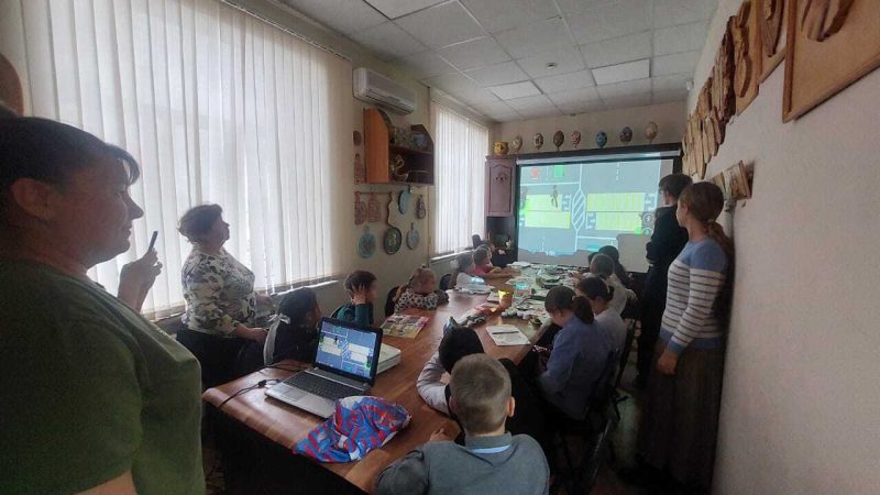 В Дороховской ДШИ поговорили о правилах дорожного движения