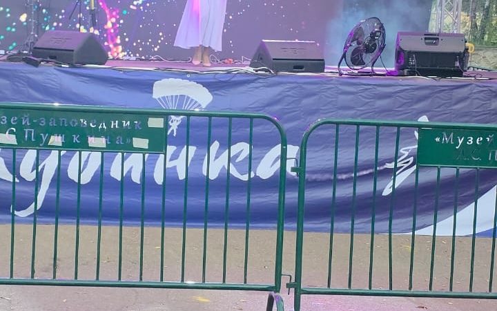 Артистка из Беляной Горы выступила на Дне города Кубинка