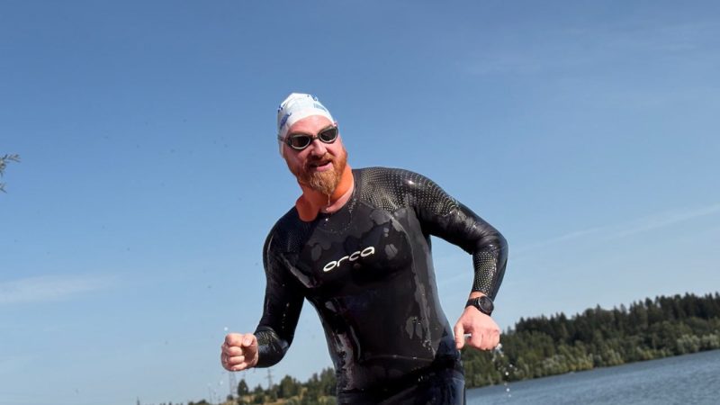 На Озернинском водохранилище прошёл этап чемпионата по плаванию Swimcup