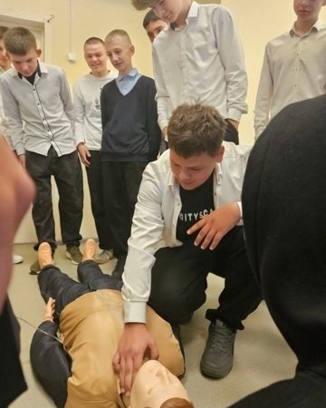 Практические занятия по оказанию первой помощи на уроках ОБЗР