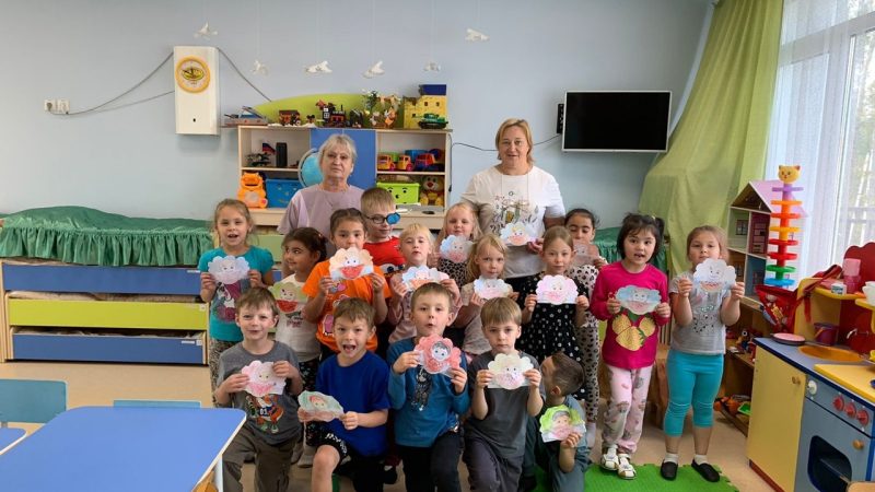 Дороховская студия «Радуга творчества» провела занятие для дошкольников