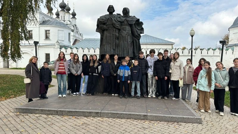 Экскурсия по древнерусским городам подарила нестеровским лицеистам яркие эмоции и знания