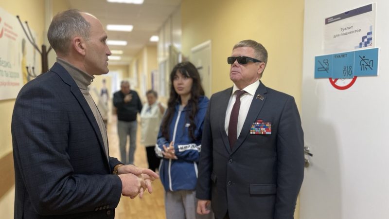 Единороссы помогли оснастить Дороховскую поликлинику новым оборудованием