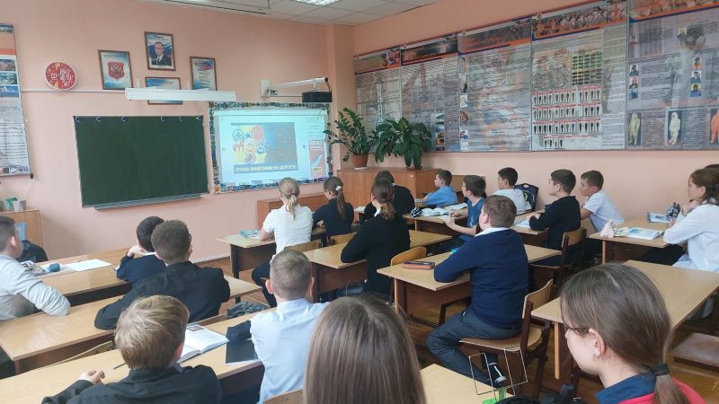 Социальный раунд «ЗАСВЕТИСЬ» стартовал в Рузской школе №2