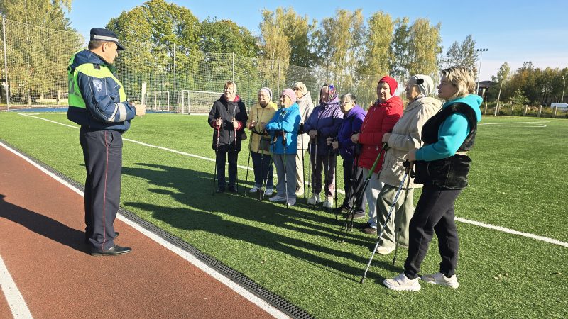 Сотрудники рузской Госавтоинспекции провели ликбез с жителями старшего поколения