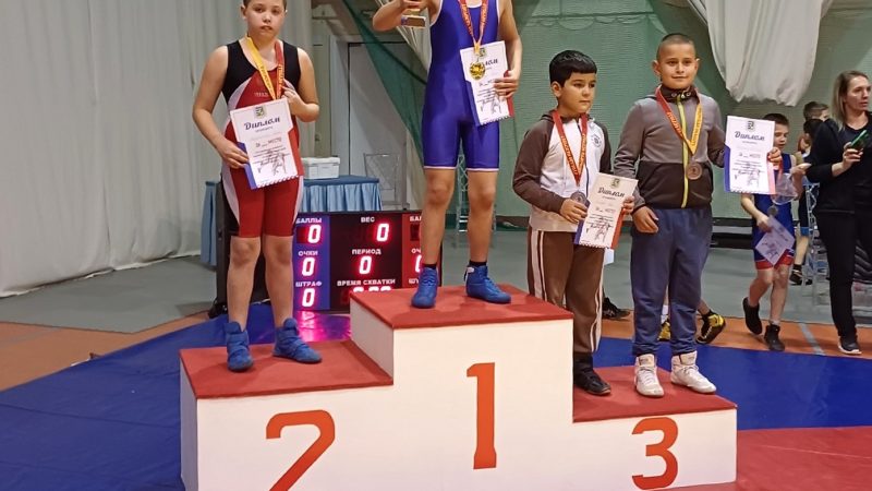 Рузские борцы успешно выступили на соревнованиях «Между двух столиц»