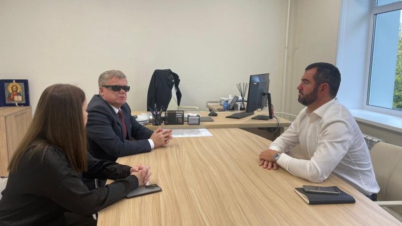 Депутат Владимир Вшивцев обсудил вопросы медпомощи участникам СВО в Рузской больнице