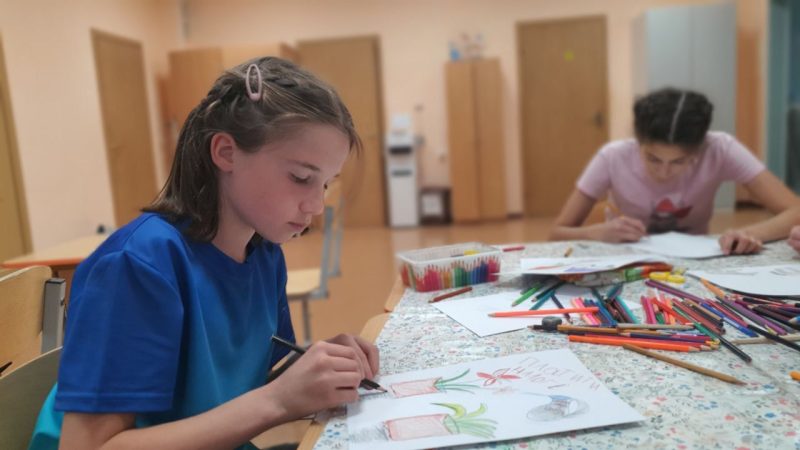 Юные художники «Созвездия» раскрывают секреты налоговой службы