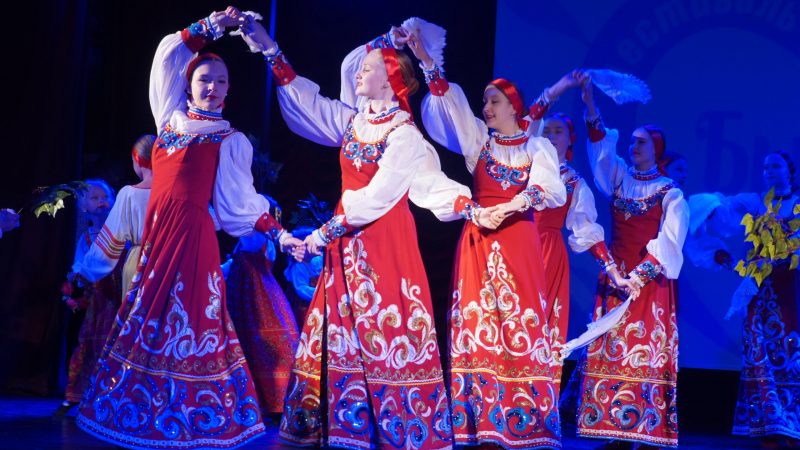 Ансамбль «Виктория» выступил на фестивале «Быть добру!»