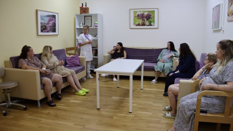 Школы будущих родителей в Подмосковье: обучение для мам и пап