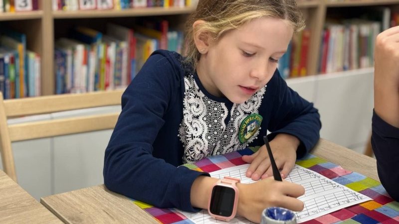 В Рузской центральной библиотеке прошло занятие в студии красивого письма «Каллиграфия»