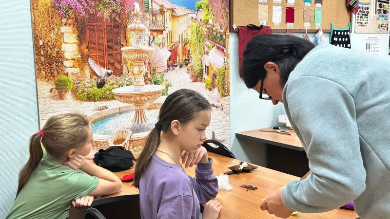 Творческий мастер-класс по созданию котиков из фетра прошёл в Тучково