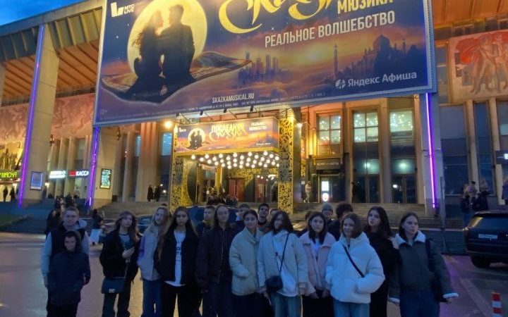 Ученики гимназии №1 погрузились в мир восточной сказки