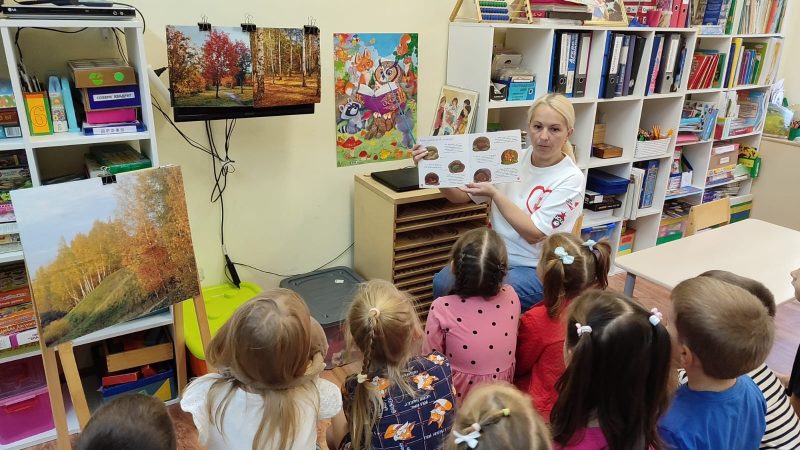 Каникулярная неделя в ДО Нововолково: погружение в мир осенней природы