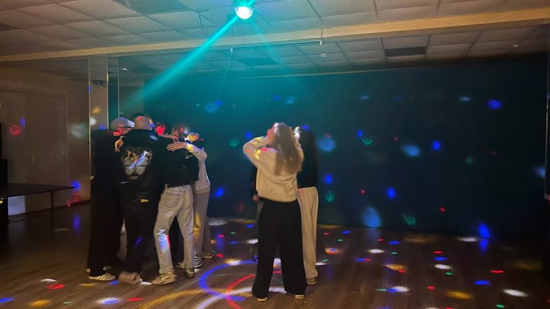 Молодёжная дискотека зажгла в Беляной Горе