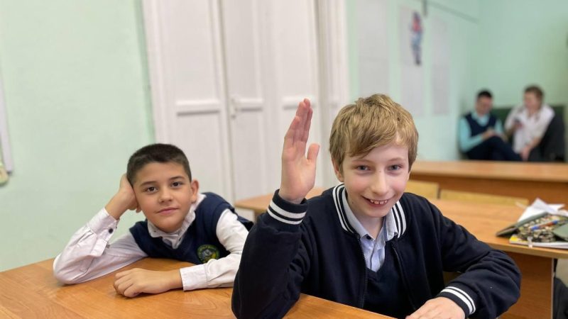 Международный день школьных библиотек: путешествие в мир пушкинских сказок