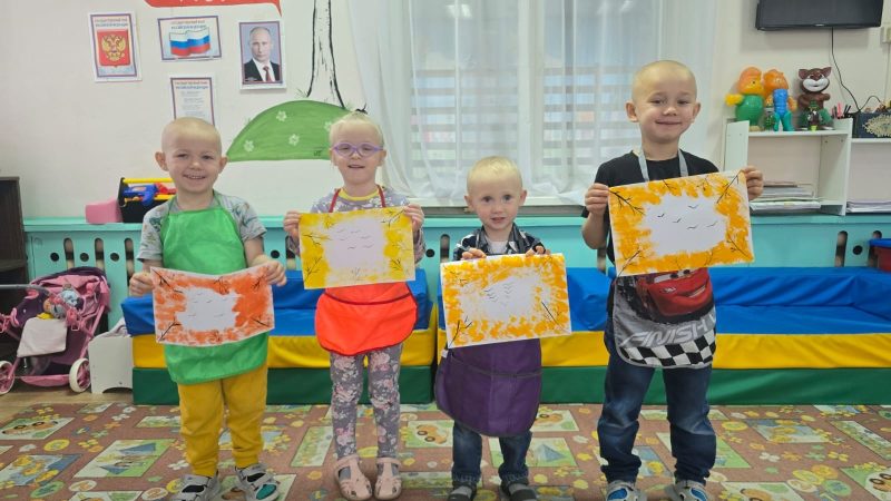 Творческий урок в дошкольном отделении Лидино: рисование осеннего пейзажа