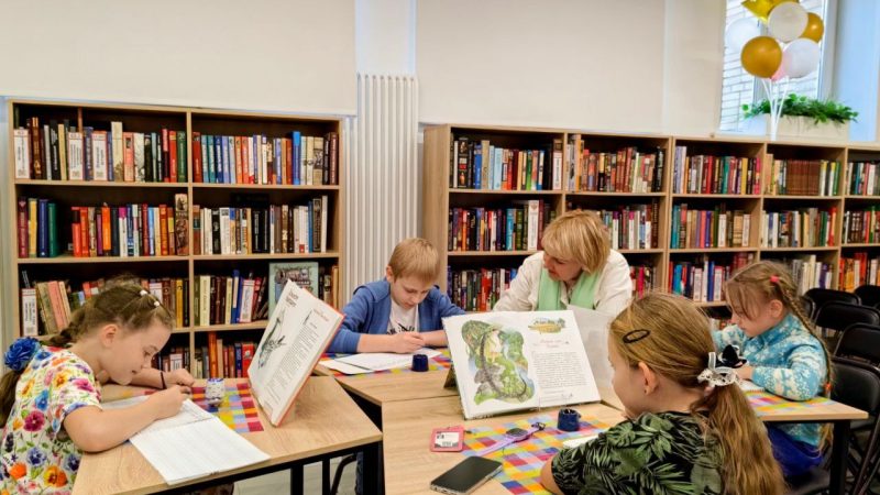 Для юных ружан провели урок каллиграфии