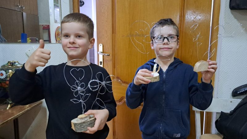 Мастер-класс «Аленький цветочек» прошел в Тучково