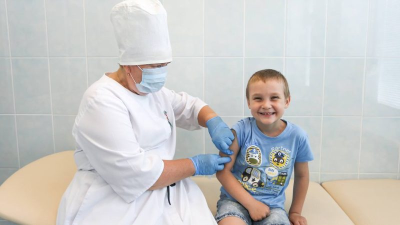 Жителям Рузского округа о вакцинации детей от гриппа