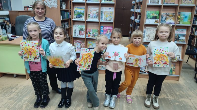 Осень в творчестве: мастер-класс в Тучковской поселковой библиотеке