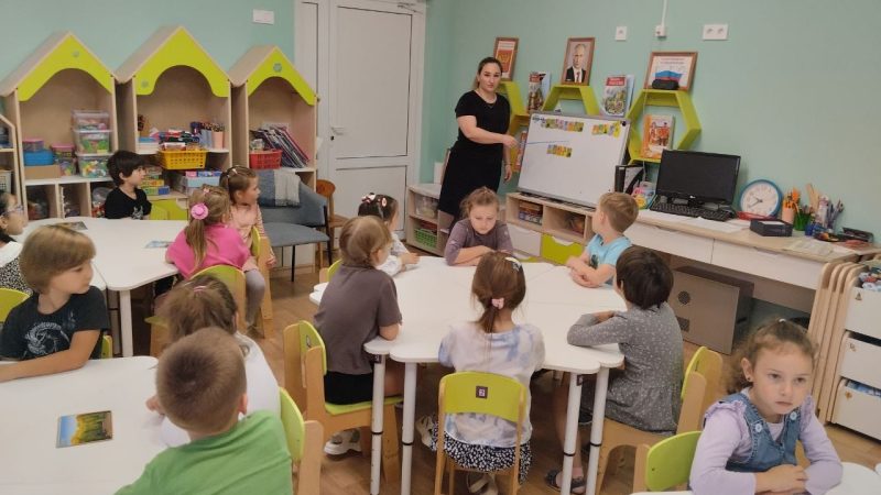 Развитие речи через творчество: занятие в подготовительной группе