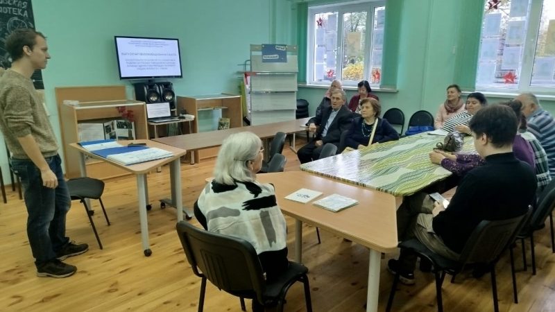 Тучковский литературный клуб встретился с юным талантом– Кириллом Голиковым