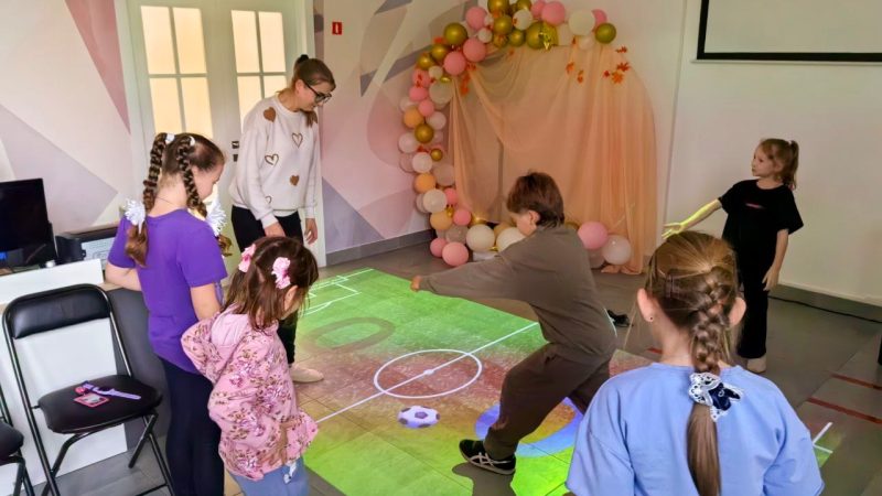 Интерактивный пол в Рузской центральной библиотеке: новые игры и дружеская атмосфера