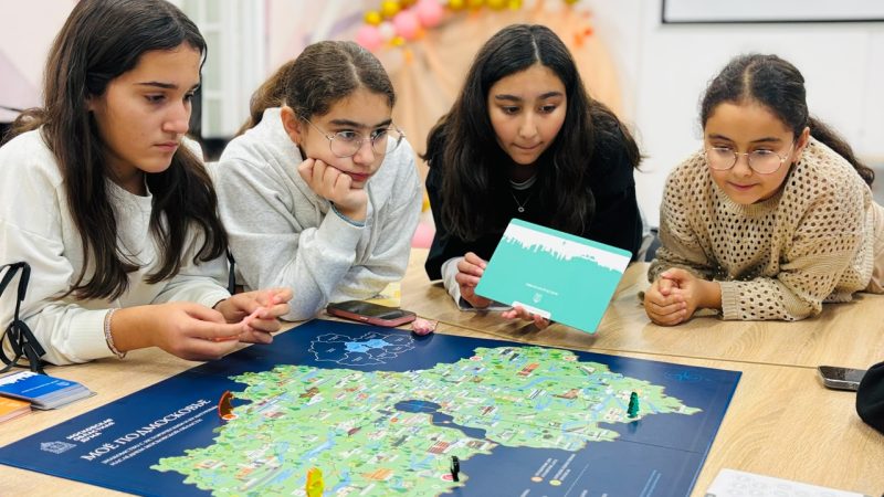 Встреча подростков в Рузской Центральной библиотеке: настольные игры и общение