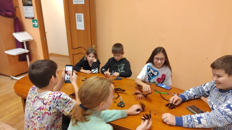 Творческие чудеса из синельной проволоки