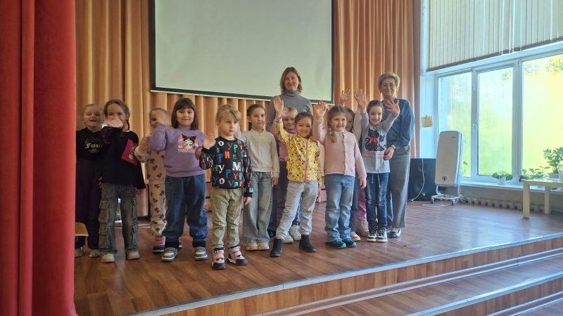 Будущие первоклассники познакомились со школой