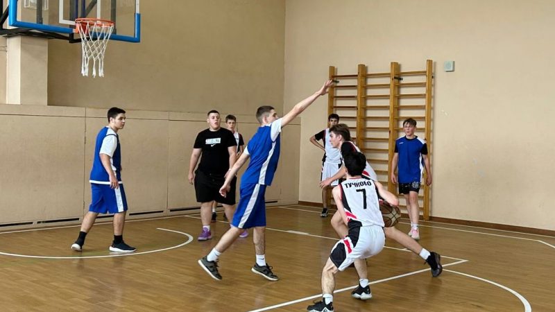 Школьники Рузского округа участвовали в баскетбольном турнире
