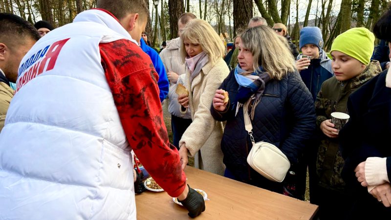 Рузские молодогвардейцы поработали волонтерами на мероприятии «Россия. Родина. Единство»