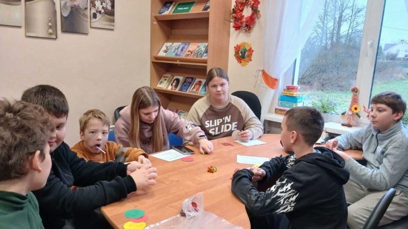 В Орешковской библиотеке состоялся круглый стол по правам ребенка