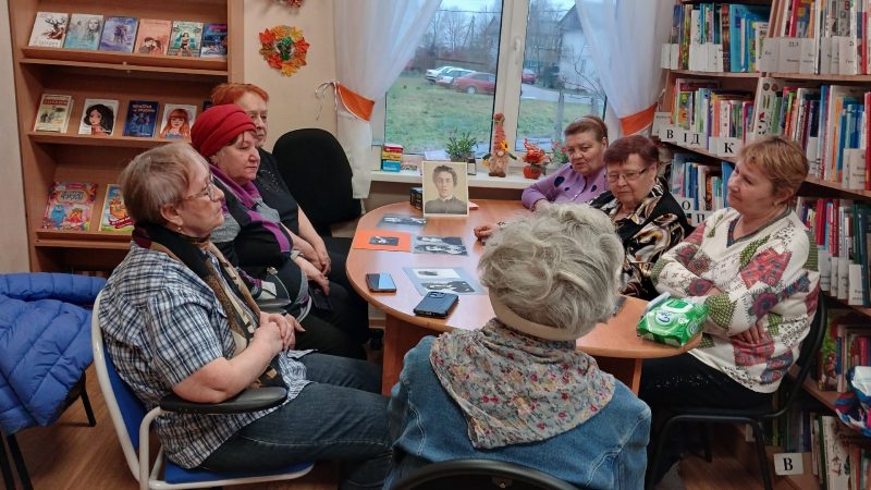 В Орешковской библиотеке прошел литературный час «Загадочный поэт Серебряного века»