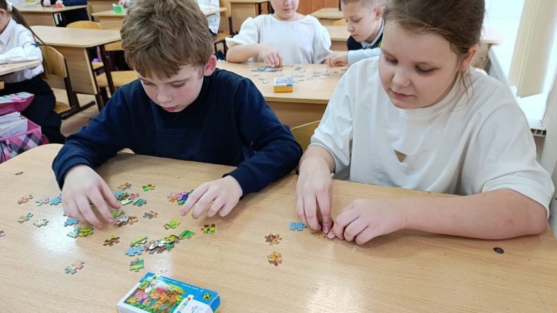 Правовое воспитание: занятие для школьников в Семейном Центре «Созвездие»