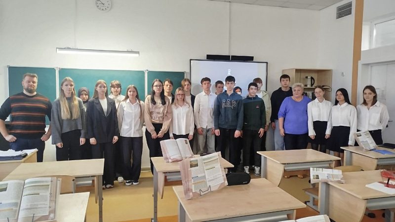 В Тучковской школе прошло мероприятие ко Дню памяти Зои Космодемьянской