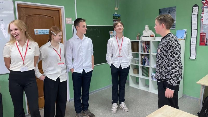 Неделя психологии в школе № 3: 9 «Б» учился искусству общения