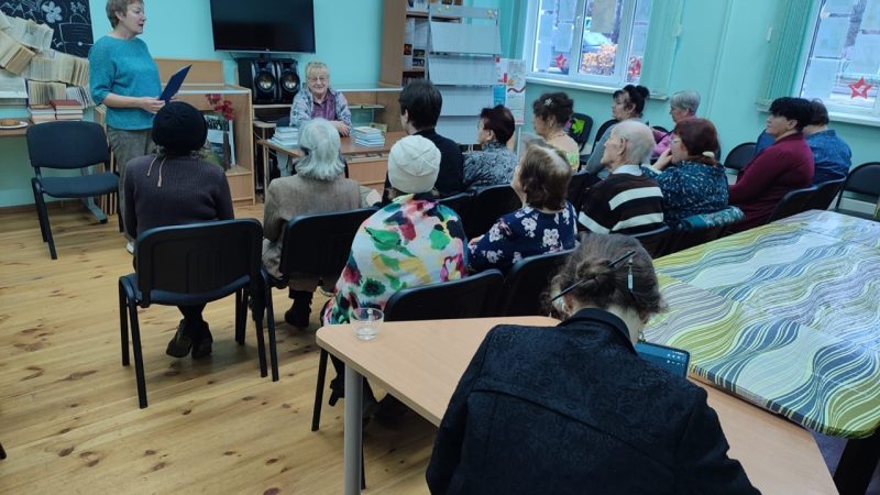 В Тучковской библиотеке прошла встреча с членом Союза писателей России