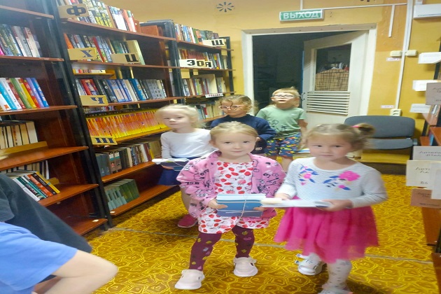 На Беляной Горе проводится акция по сбору макулатуры