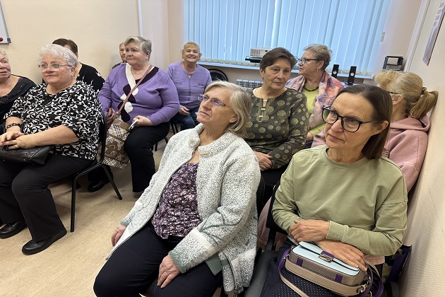 С нововолковскими пенсионерами поговорили о здоровье