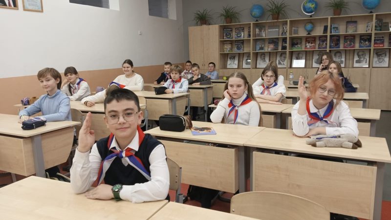 «Сила в многообразии»: пятиклассники узнали о культуре народов России